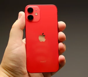 Avec ce code promo, l'iPhone 12 mini est à moins de 500€ !